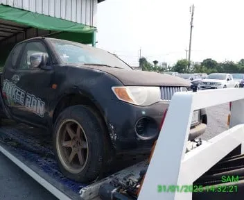 2006 Mitsubishi Triton – 1