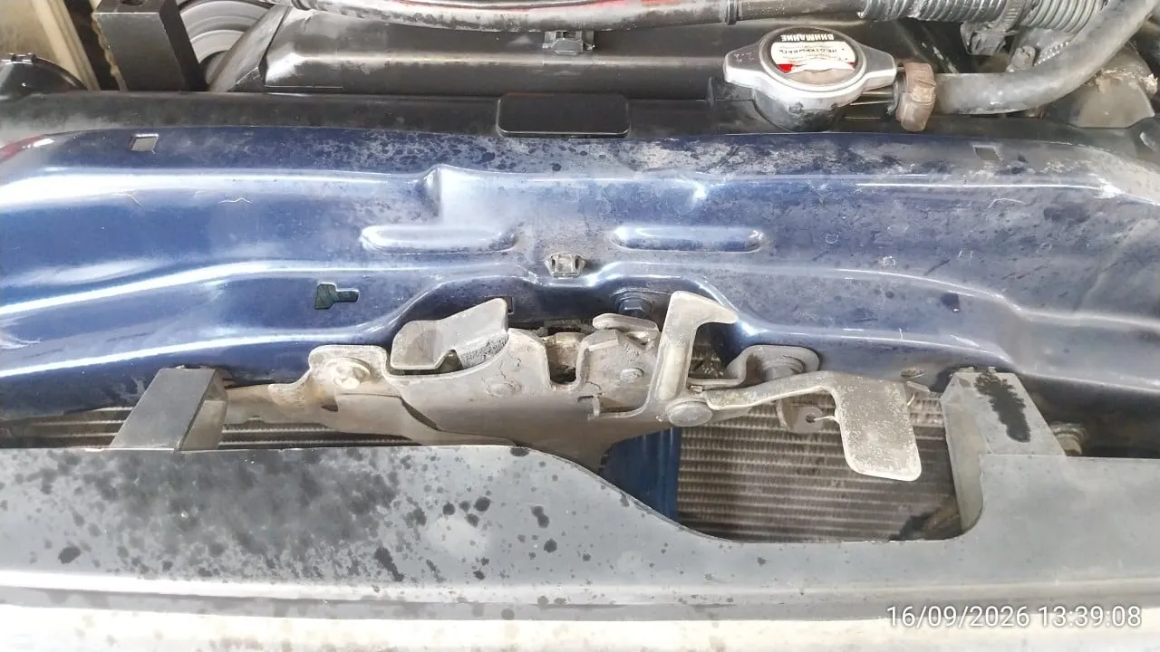 2004 Toyota Sport Rider – 5