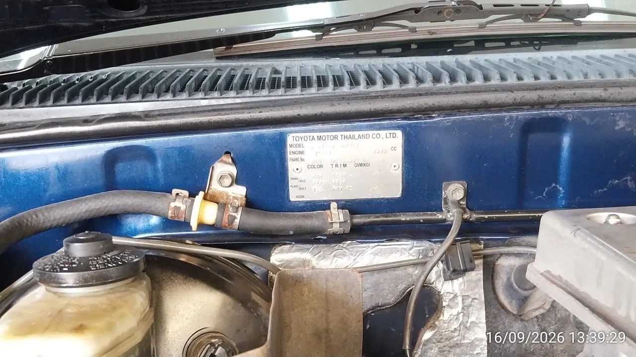 2004 Toyota Sport Rider – 12