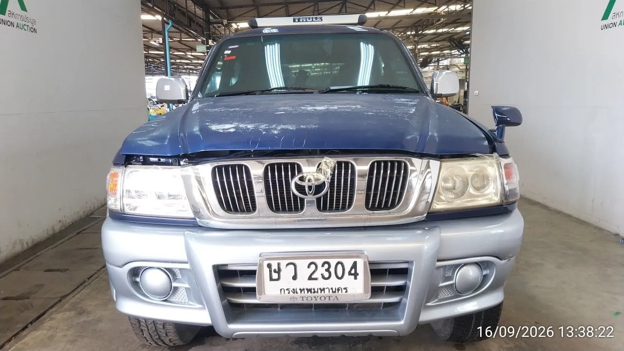 2004 Toyota Sport Rider – 1