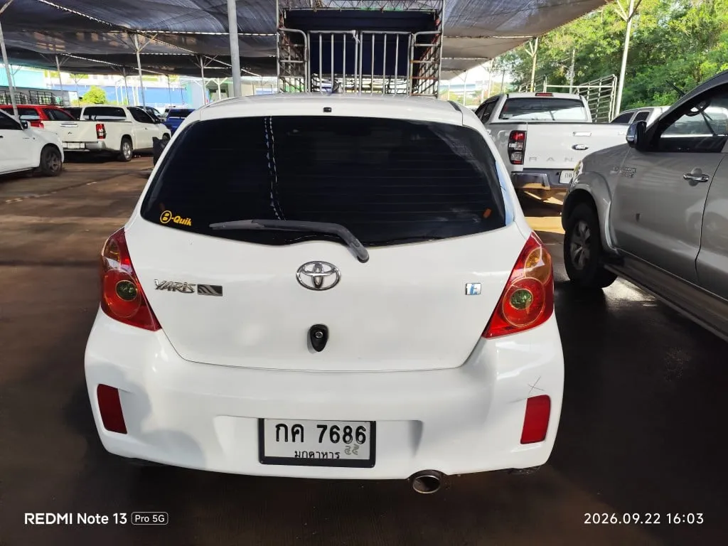 2013 Toyota Yaris – 4