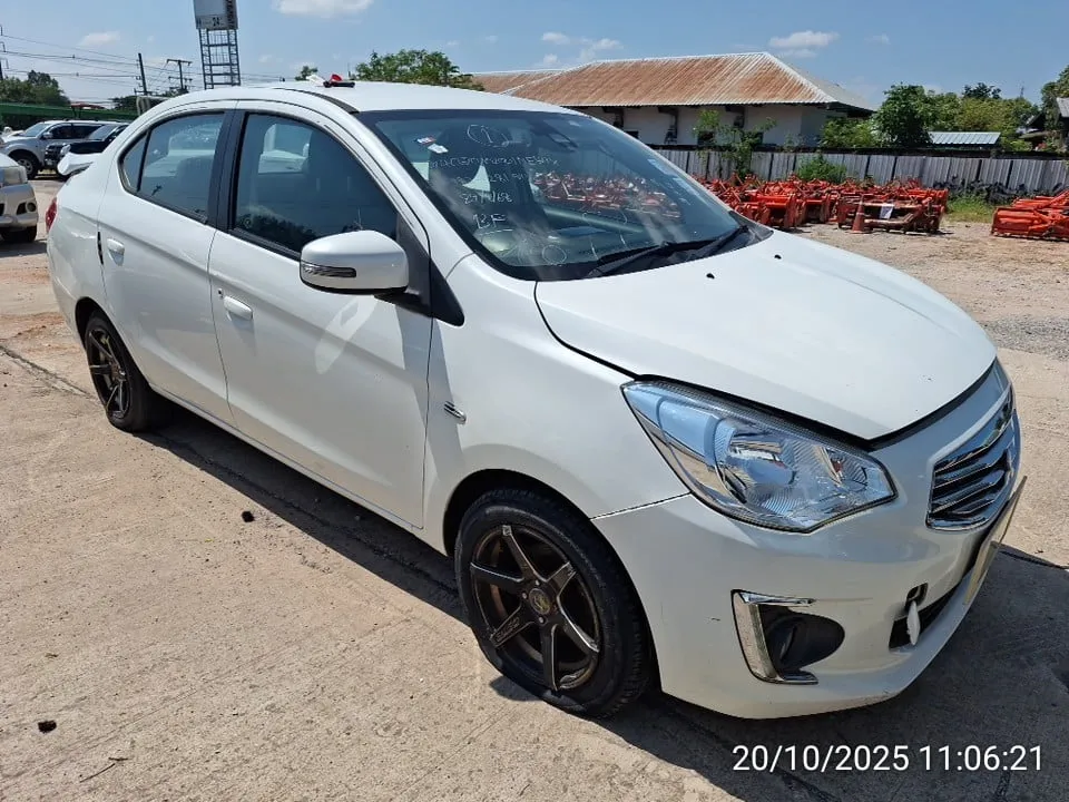 2015 Mitsubishi Attrage – 8