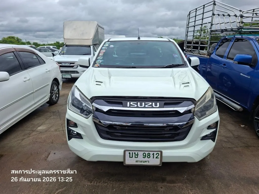 2016 Isuzu D-Max – 1