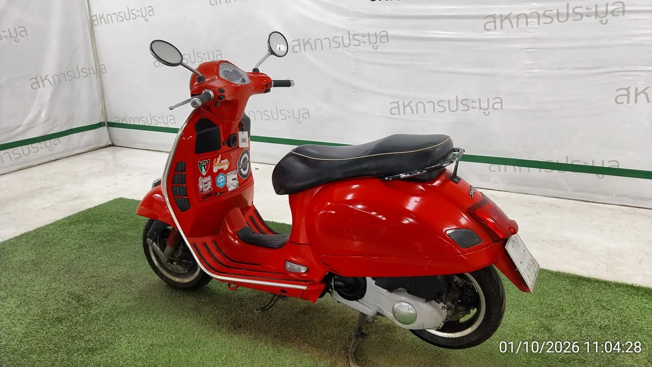 2014 Vespa GTS – 6
