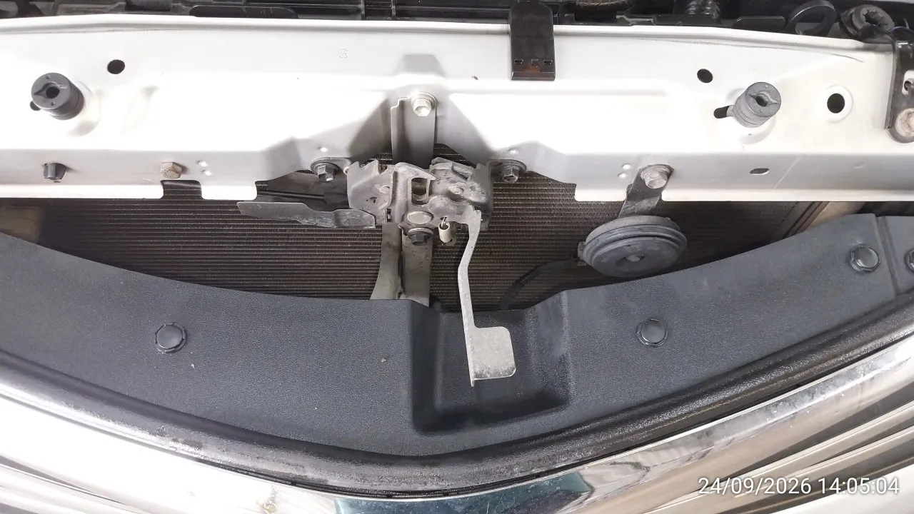 2014 Toyota Corolla Altis – 5
