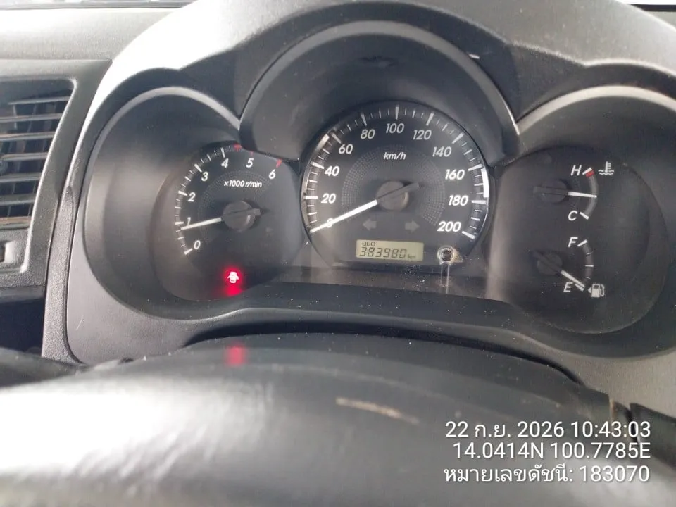 2013 Toyota Hilux Vigo – 10