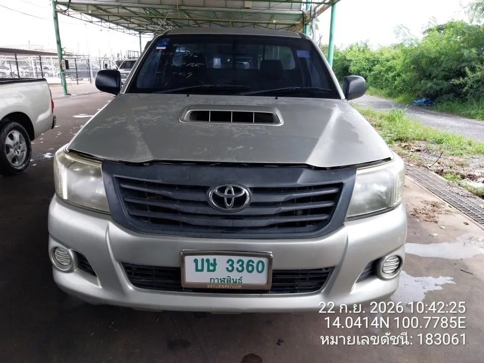 2013 Toyota Hilux Vigo – 1