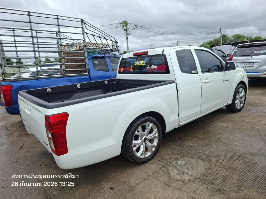 2016 Isuzu D-Max – 3