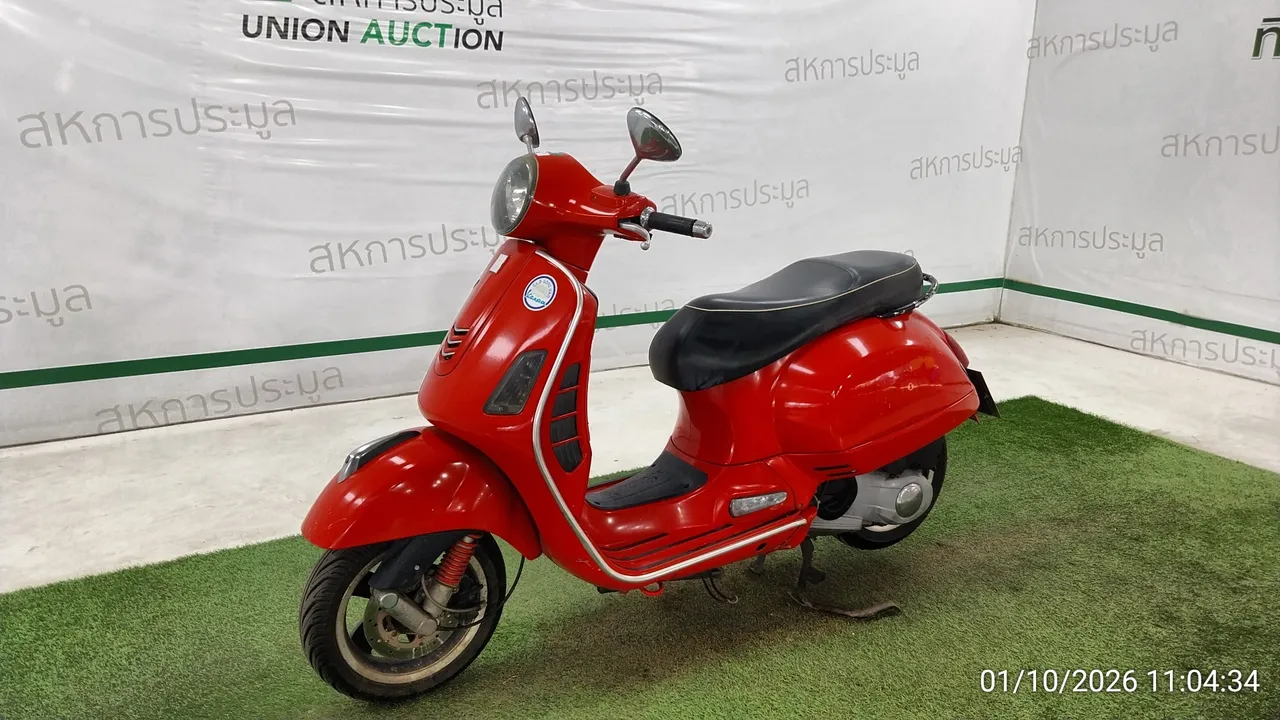 2014 Vespa GTS – 8