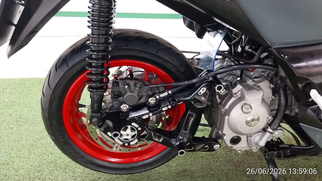 2022 Yamaha X-Max – 11