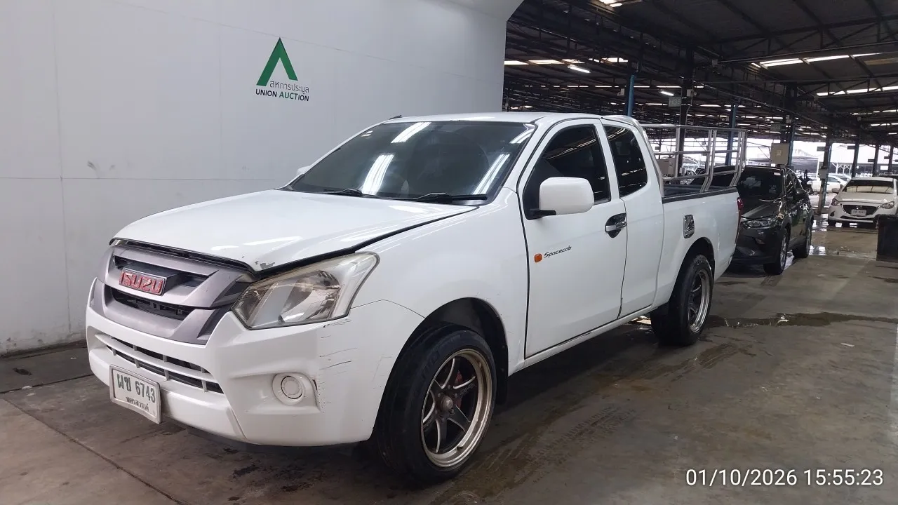 2017 Isuzu D-Max – 3