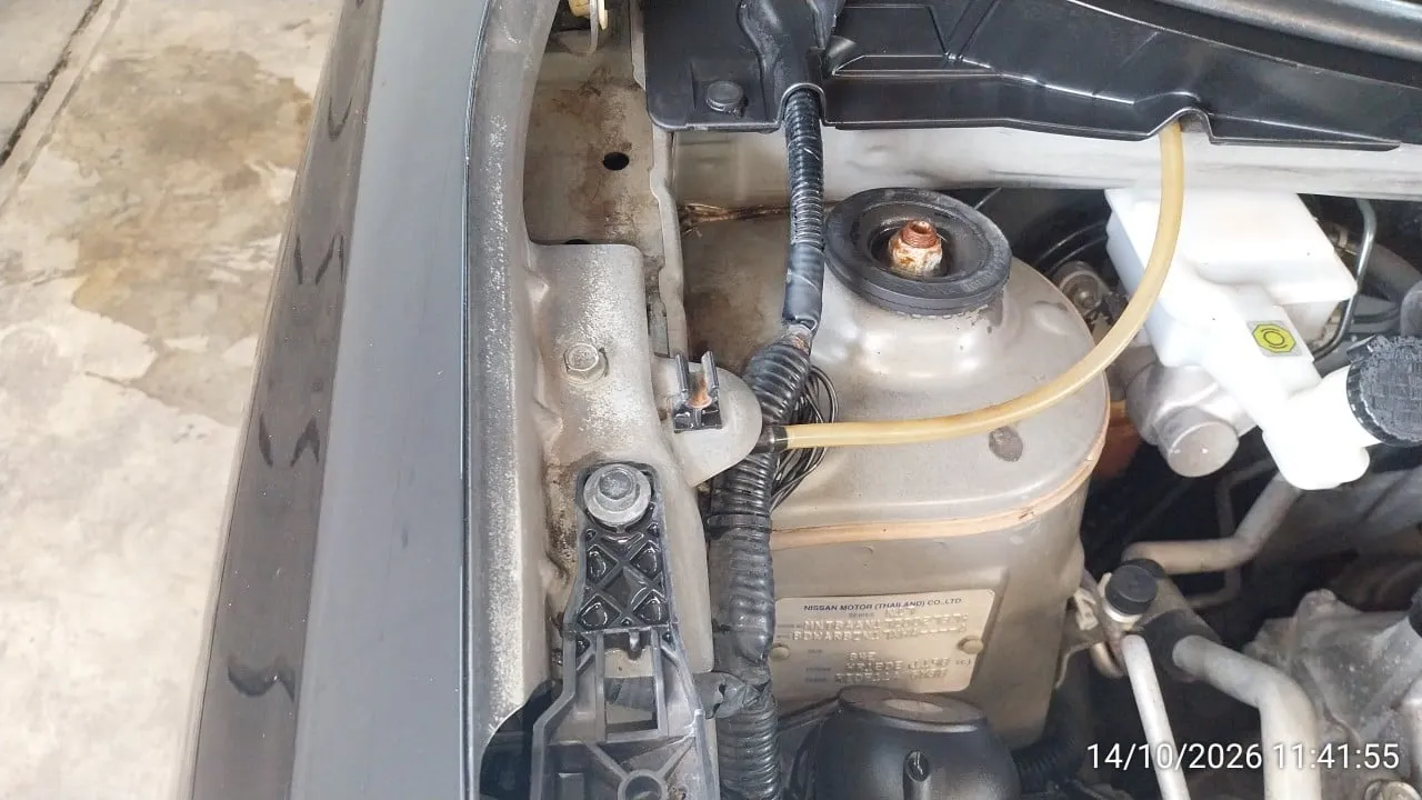2012 Nissan Almera – 9