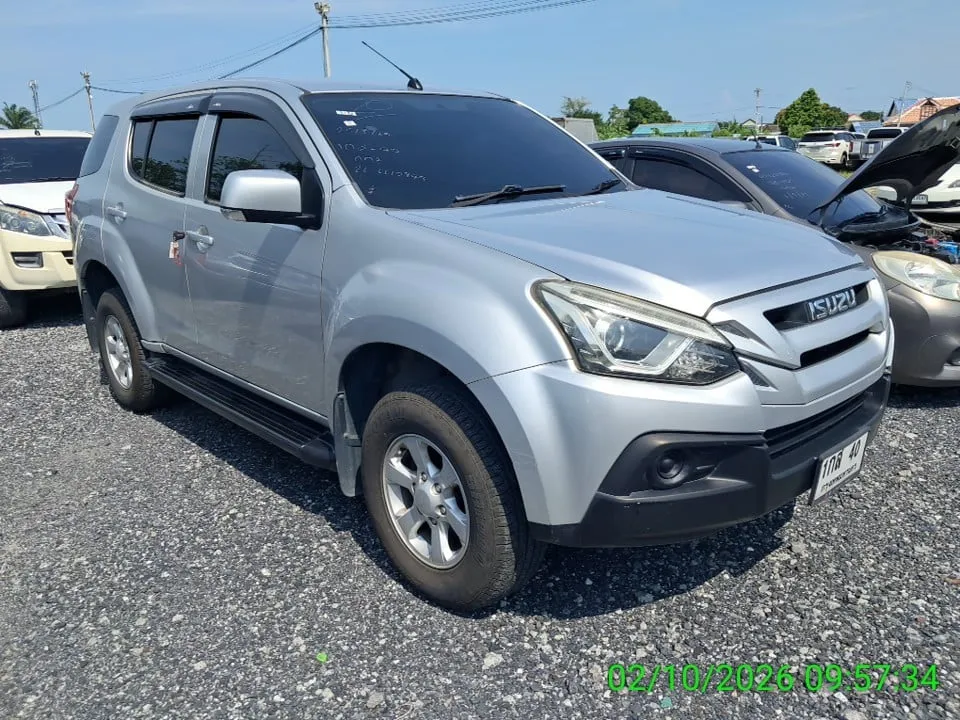 2017 Isuzu MU-X – 6