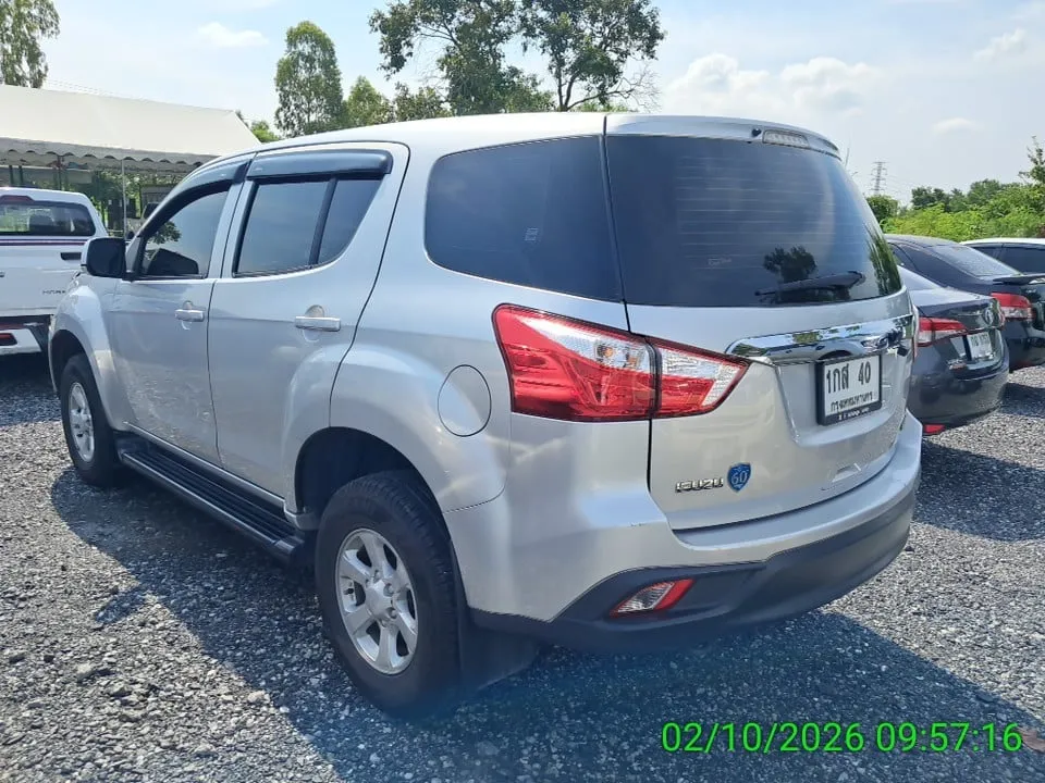 2017 Isuzu MU-X – 3