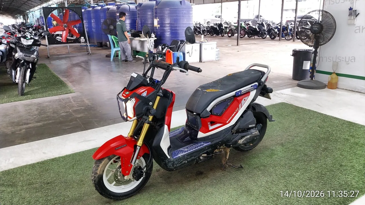 Honda Zoomer-X – 8
