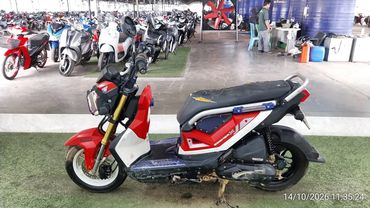 Honda Zoomer-X – 7