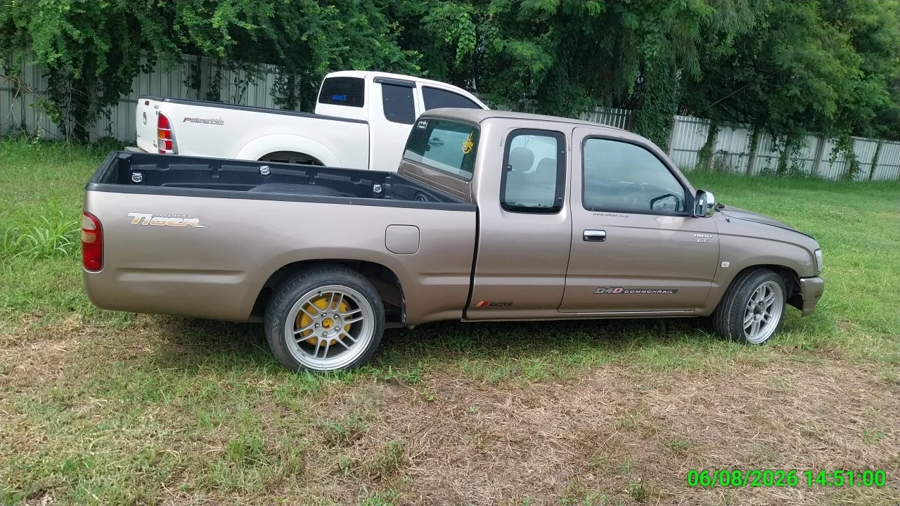 2004 Toyota Hilux Tiger – 6
