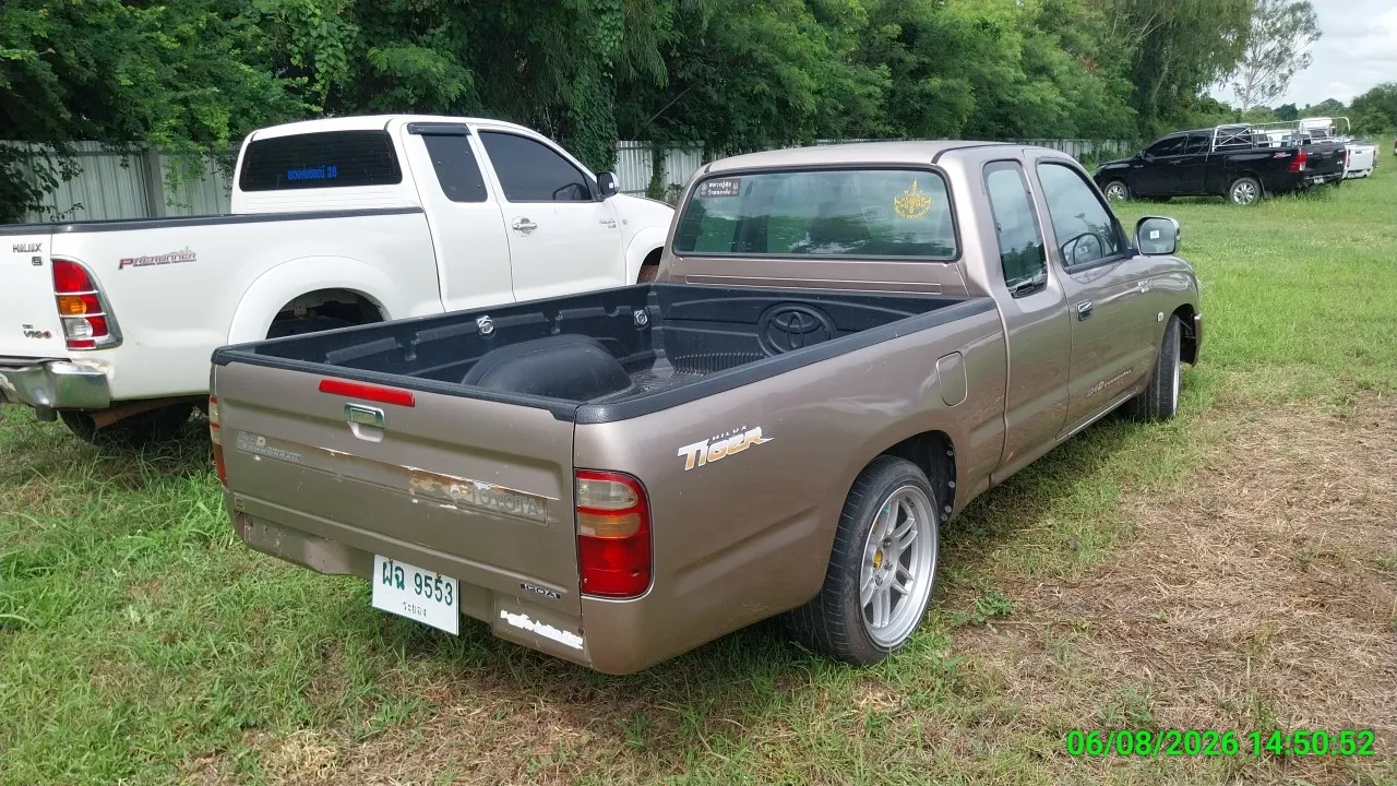 2004 Toyota Hilux Tiger – 5