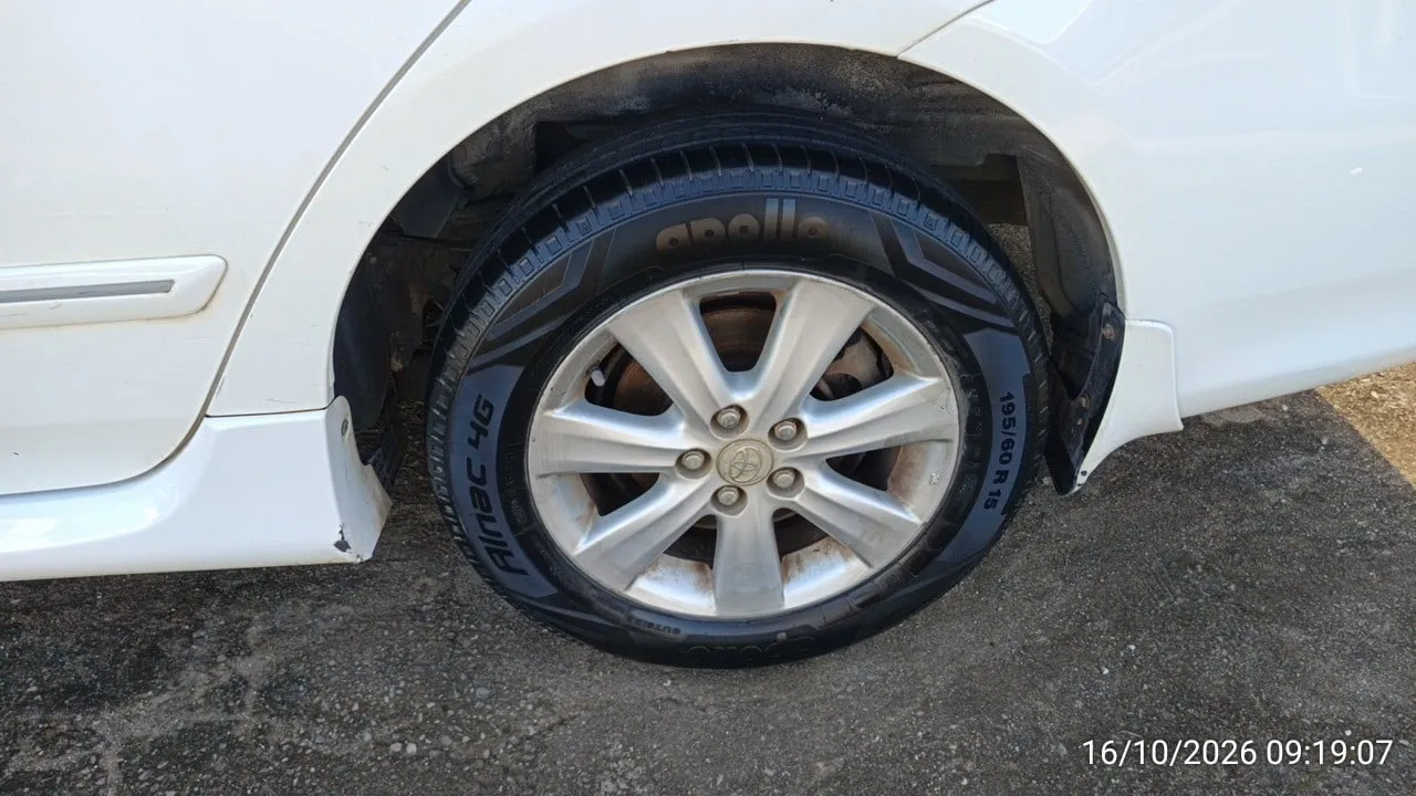 2012 Toyota Corolla Altis – 10