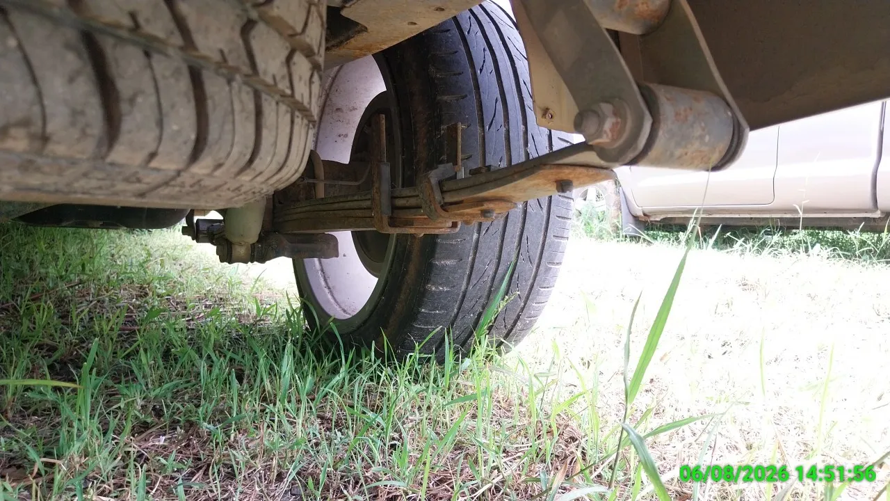 2004 Toyota Hilux Tiger – 11