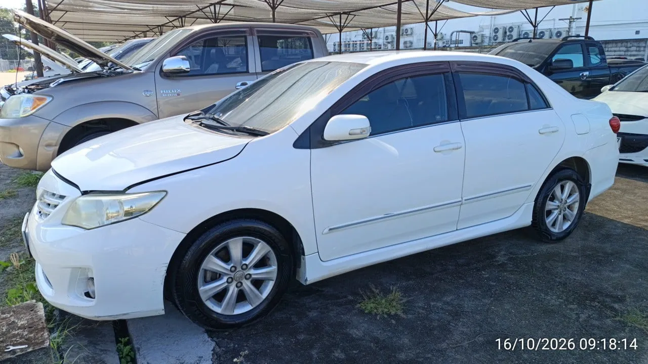 2012 Toyota Corolla Altis – 4