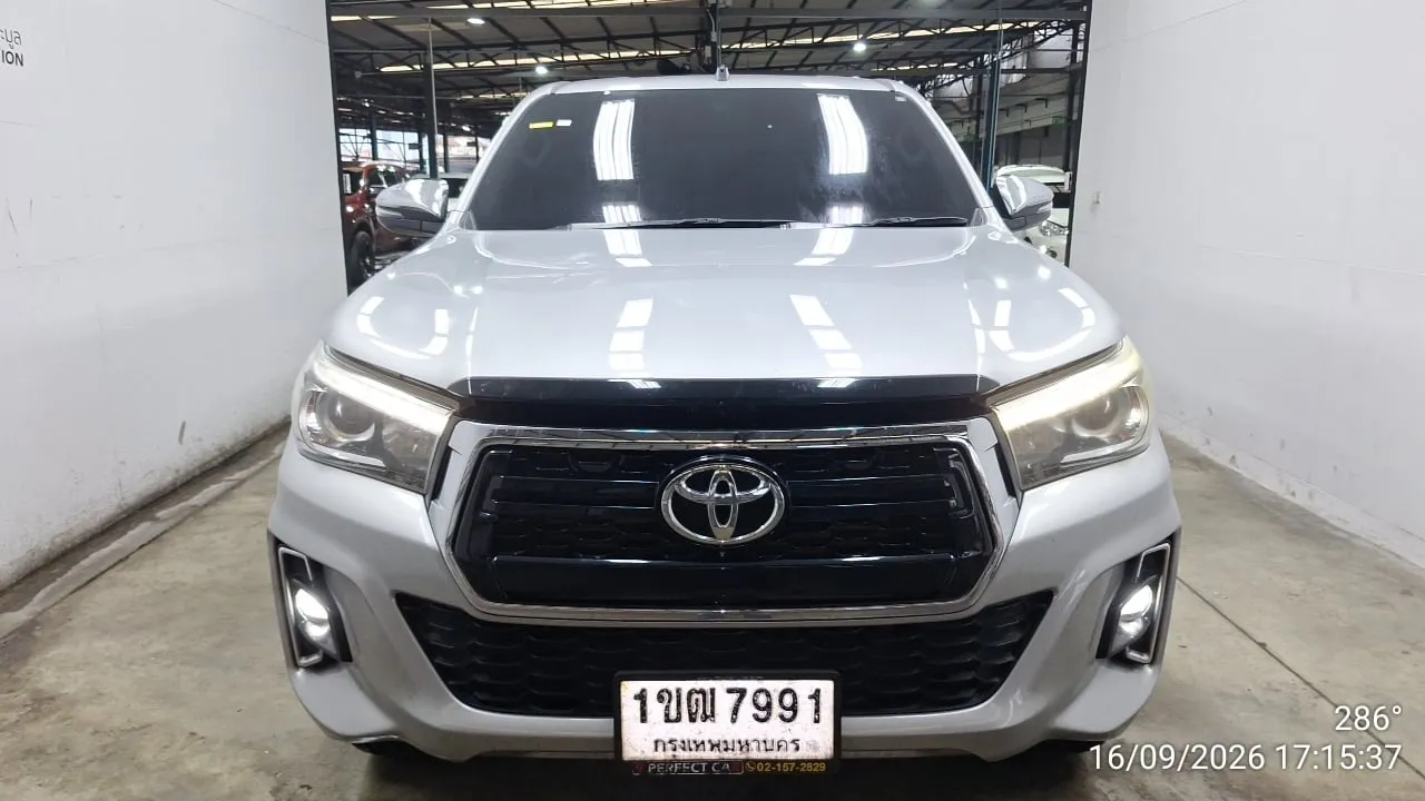 2019 Toyota Hilux Revo – 1