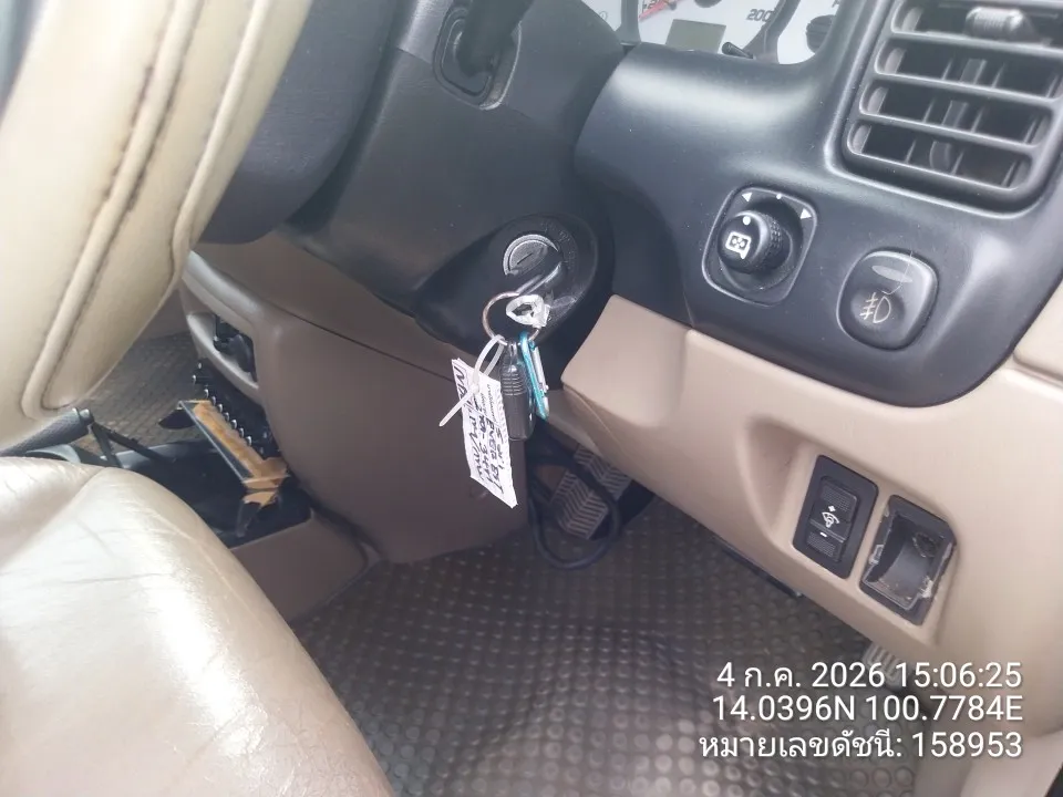 2004 Ford Escape – 11