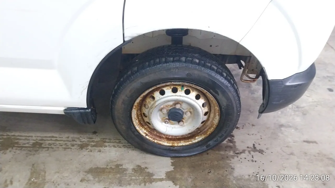 2015 Suzuki Carry – 12