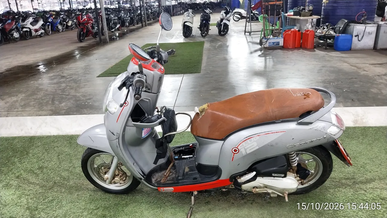 Honda Scoopy – 7
