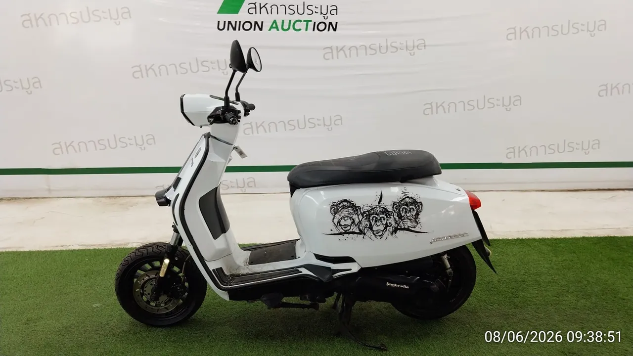 2022 Lambretta V200 – 7