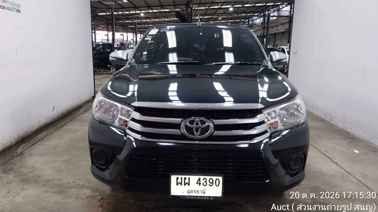 2017 Toyota Hilux Revo – 1