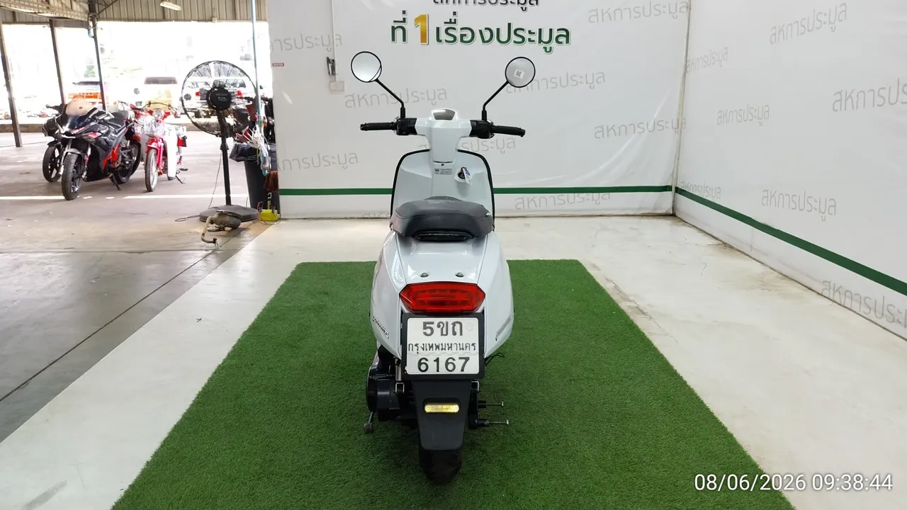 2022 Lambretta V200 – 5