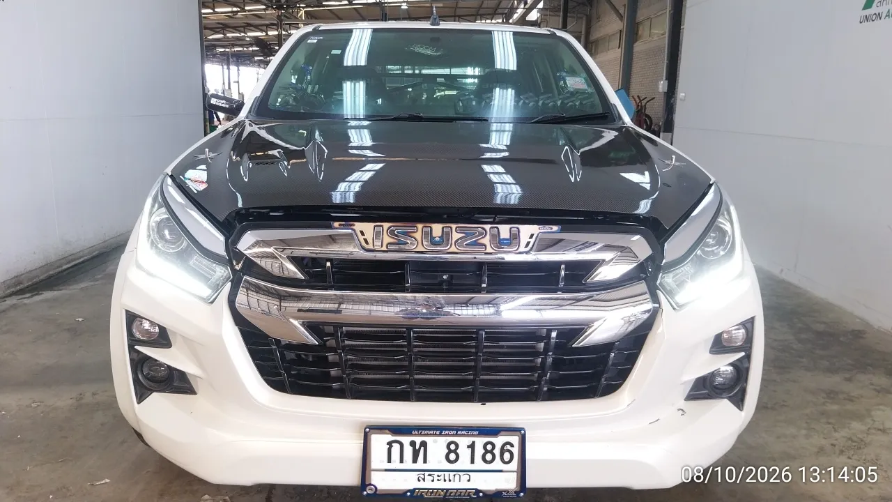 2017 Isuzu D-Max – 1