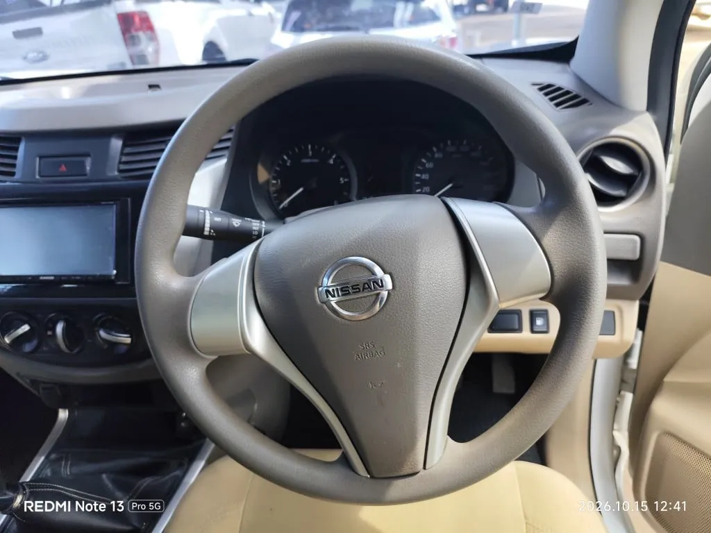 2020 Nissan Navara – 11