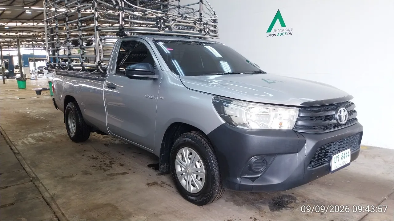 2020 Toyota Hilux Revo – 2
