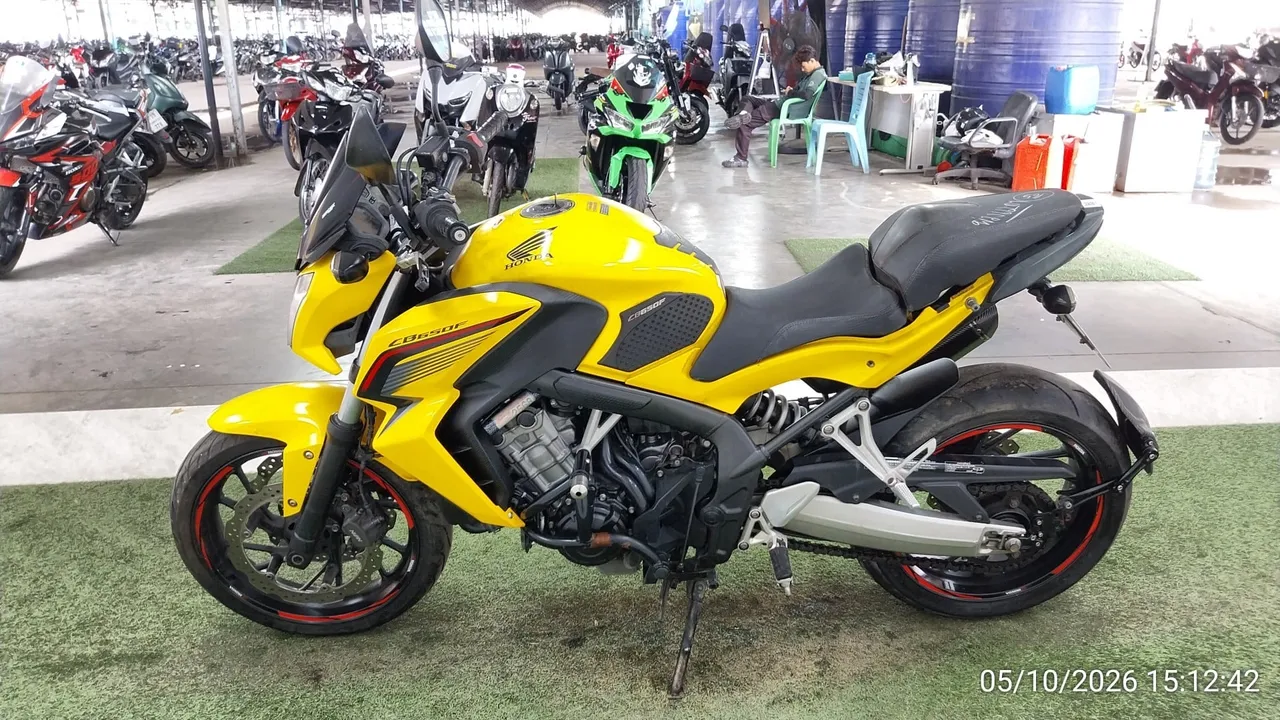 2013 Honda CB650F – 7