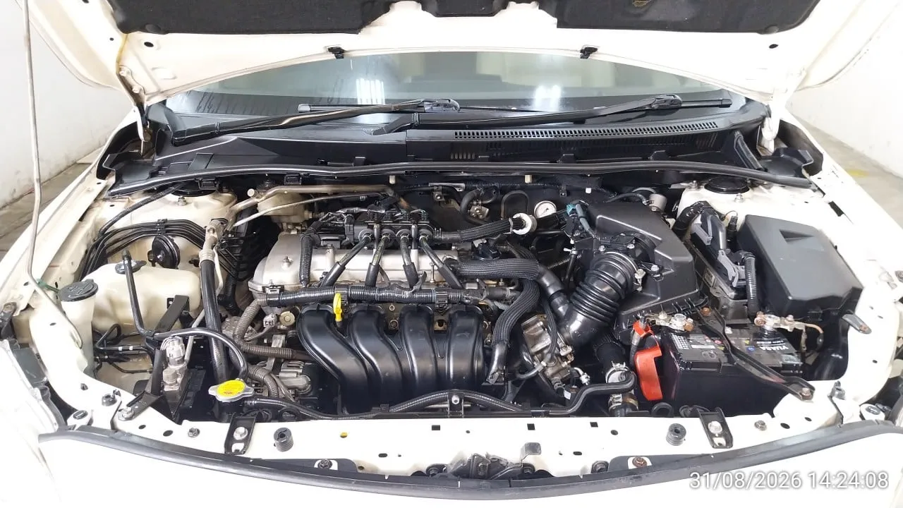 2013 Toyota Corolla Altis – 4
