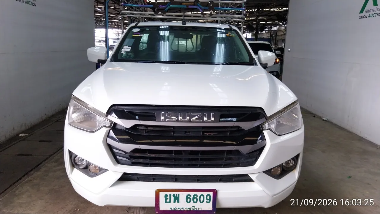 2021 Isuzu D-Max – 1