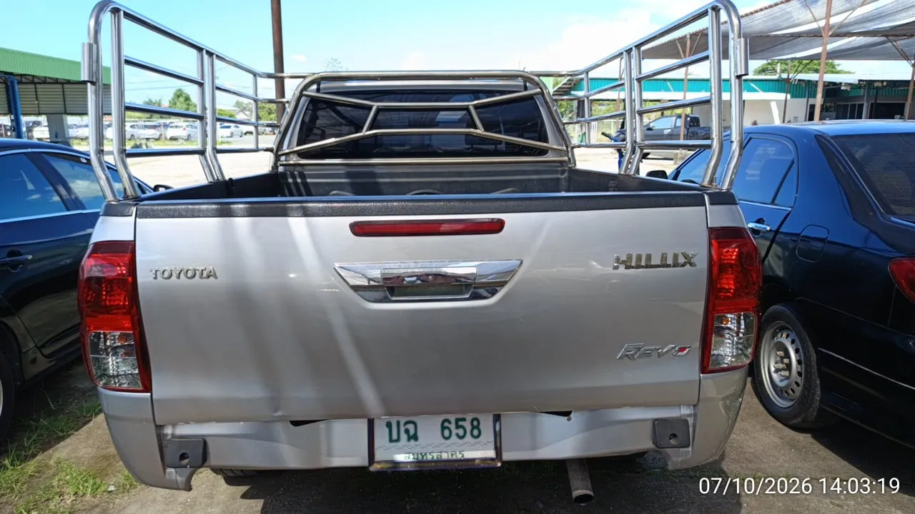 2016 Toyota Hilux Revo – 4