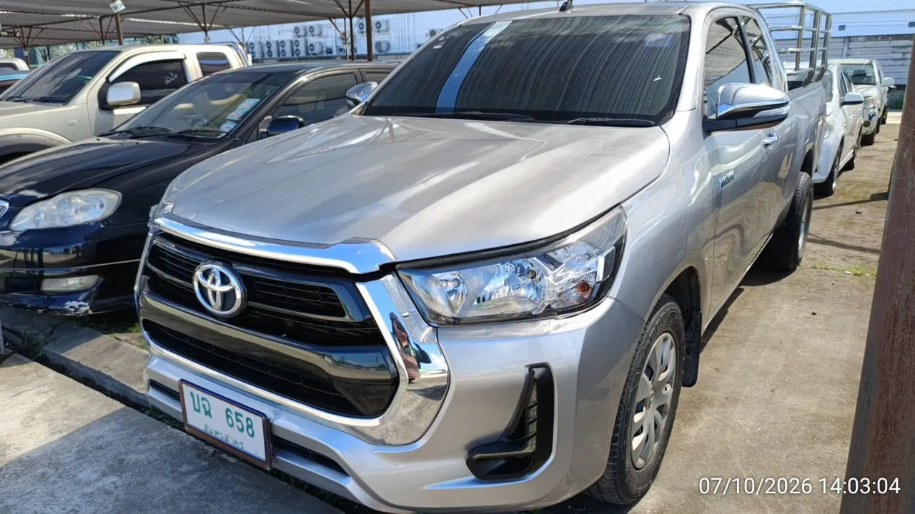 2016 Toyota Hilux Revo – 2
