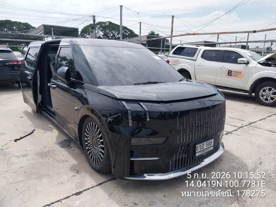2025 Zeekr 009 – 2