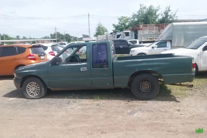 1995 Isuzu D-Max – 3