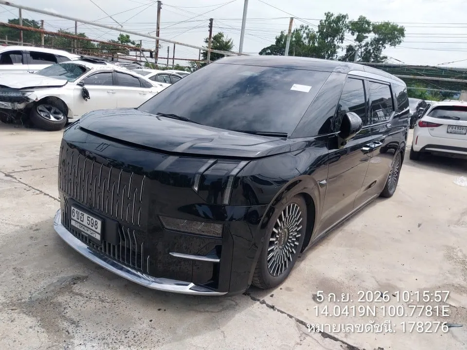 2025 Zeekr 009 – 3