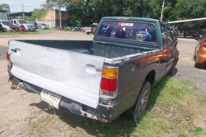 1995 Isuzu D-Max – 6