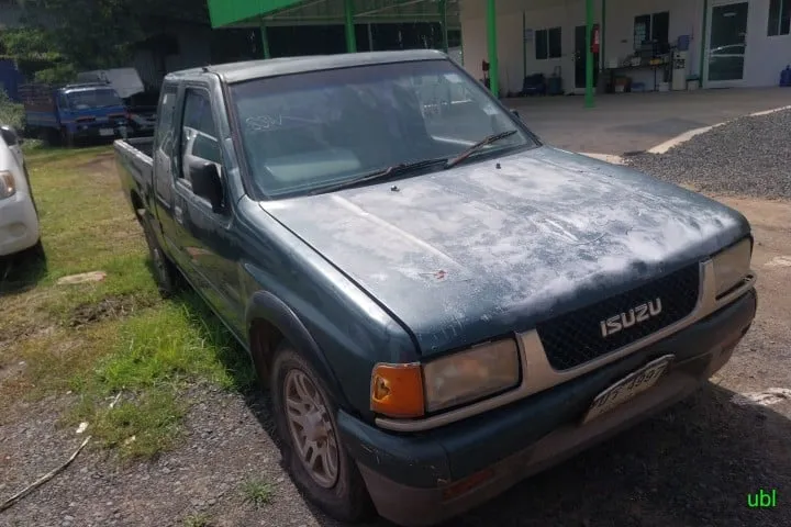 1995 Isuzu D-Max – 9