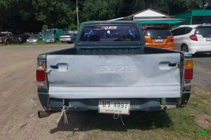 1995 Isuzu D-Max – 5