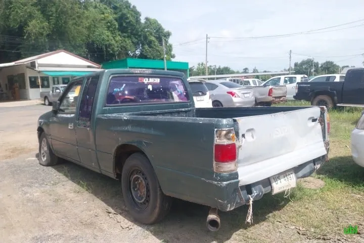 1995 Isuzu D-Max – 4