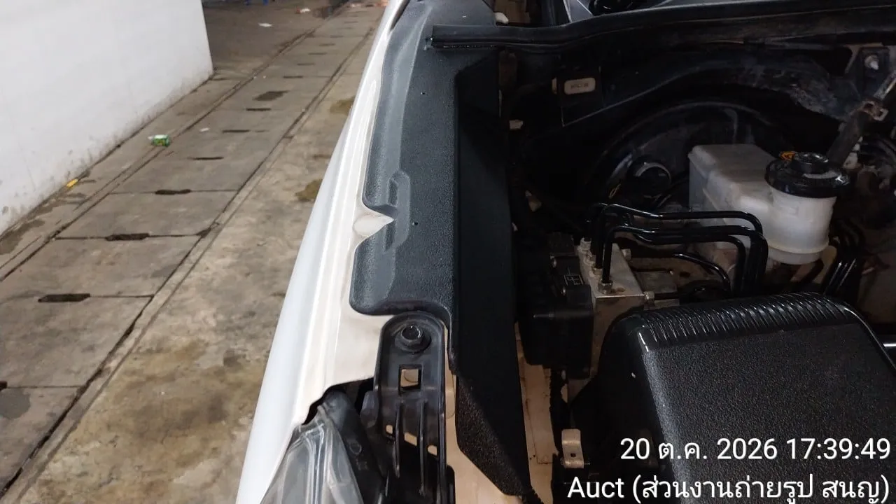 2016 Toyota Hilux Revo – 12