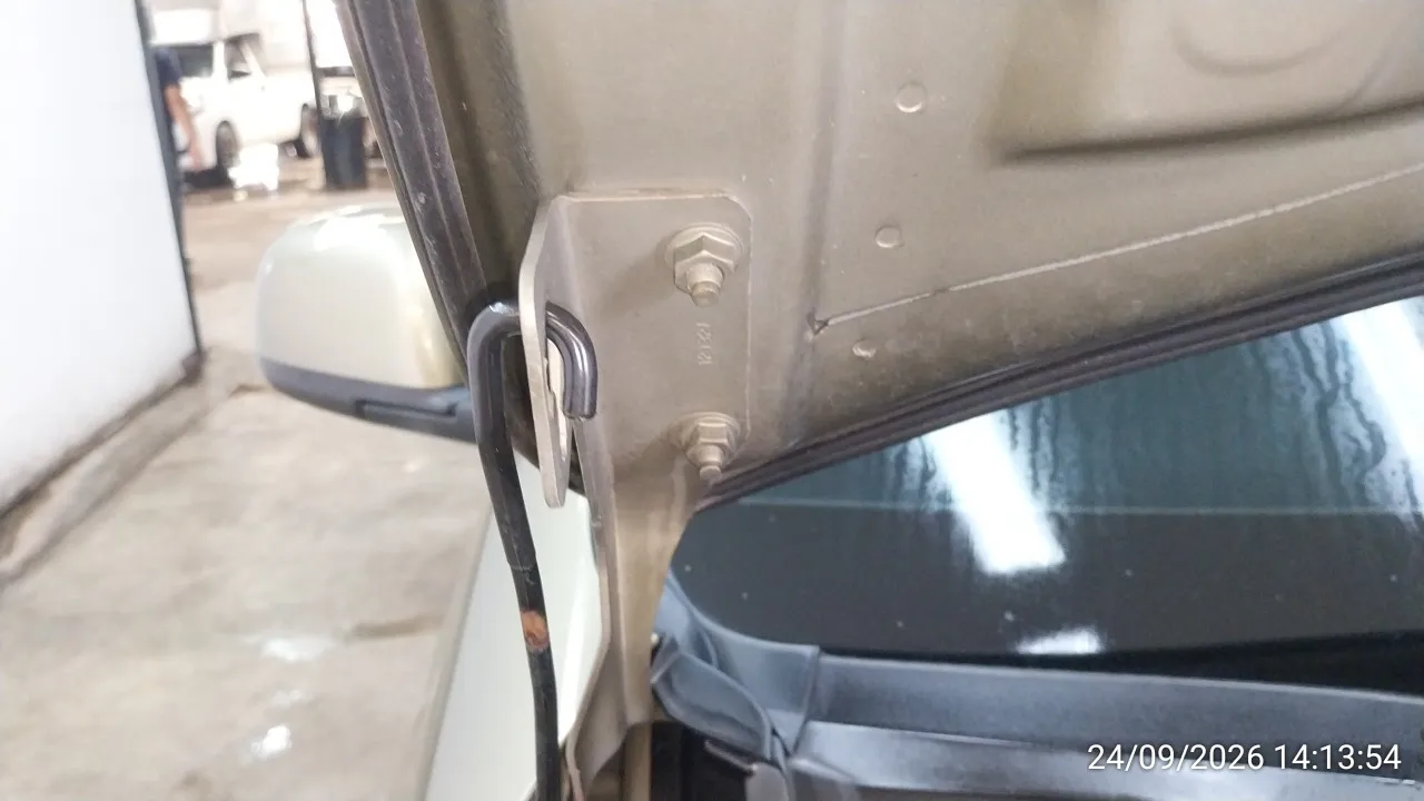 2013 Nissan March – 10