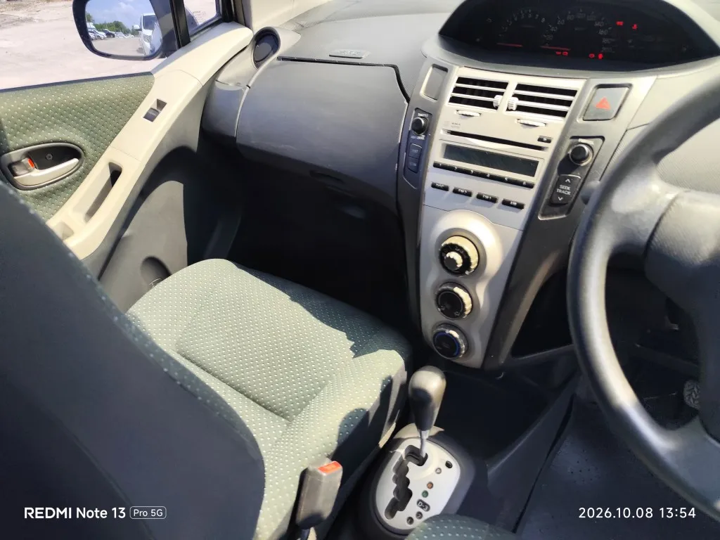 2008 Toyota Yaris – 12